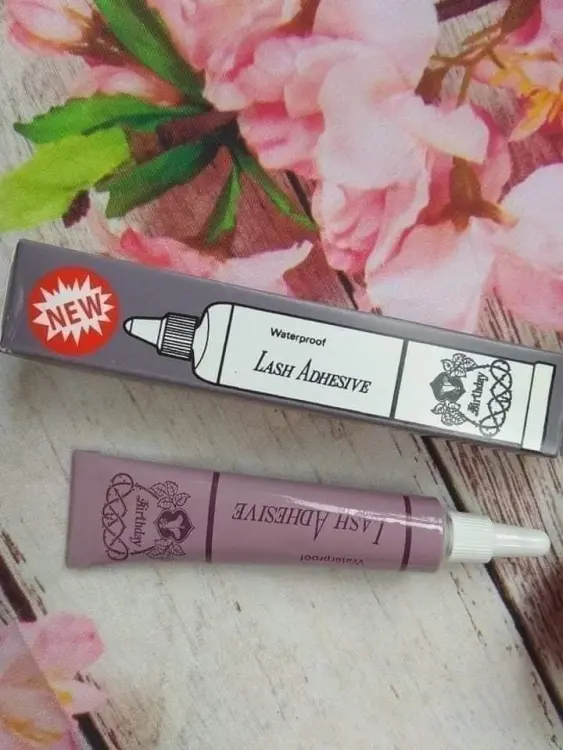 Birthday Waterproof Eye Lash Adhesive Glue 4gm (E-2254)