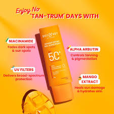 Dot & Key Mango Detan Gel Sunscreen SPF 50+ PA+++ 80gm | Oil-Free, With Alpha-Arbutin & Niacinamide | Controls Tanning, Brightens Skin | Fades Dark Spots, Water Resistant | All Skin Types (E-2293)