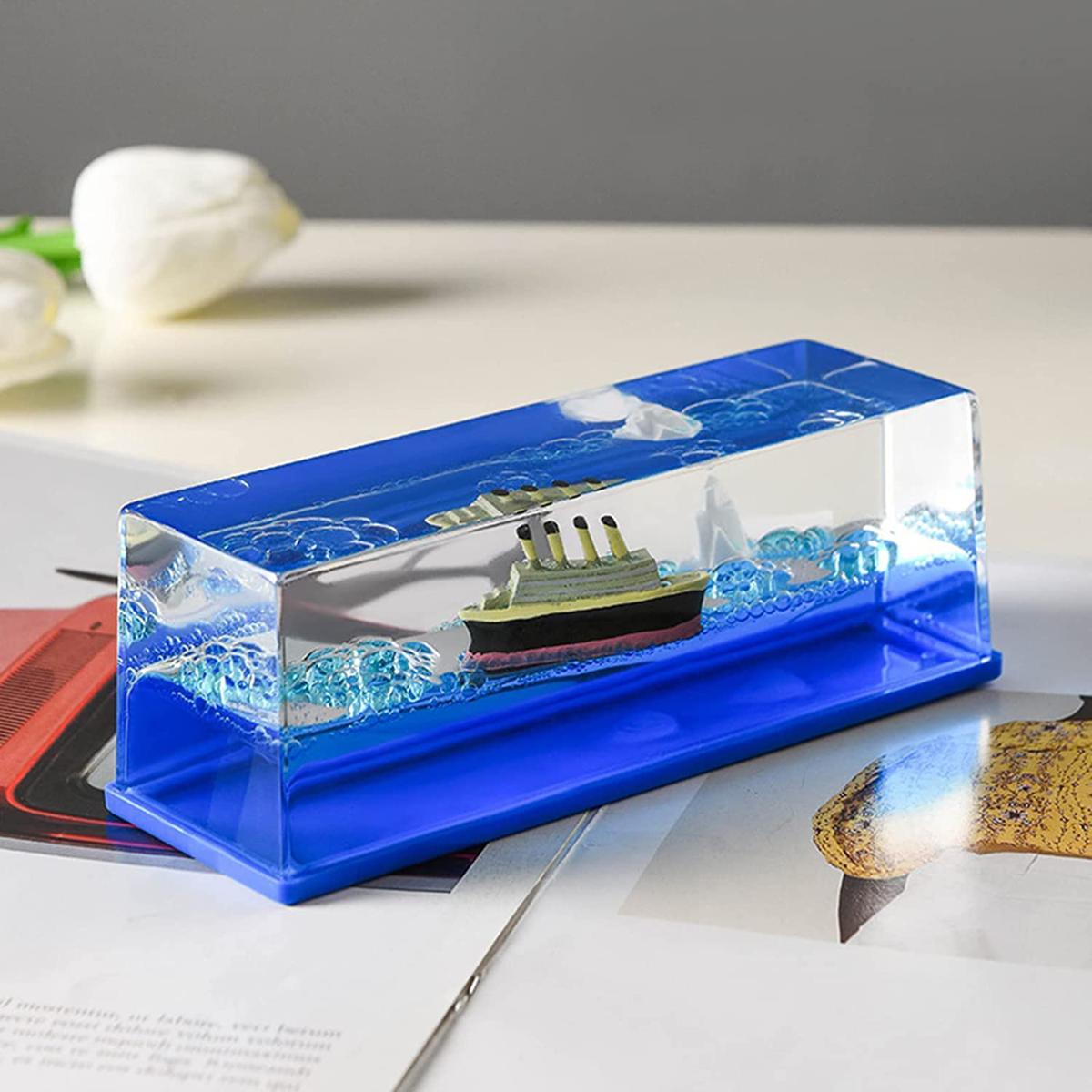 Titanic Pirate Ship Desk Decoration - Cruise Ship Fluid Drift Bottle Model Ornament for Tabletops (P-3269)