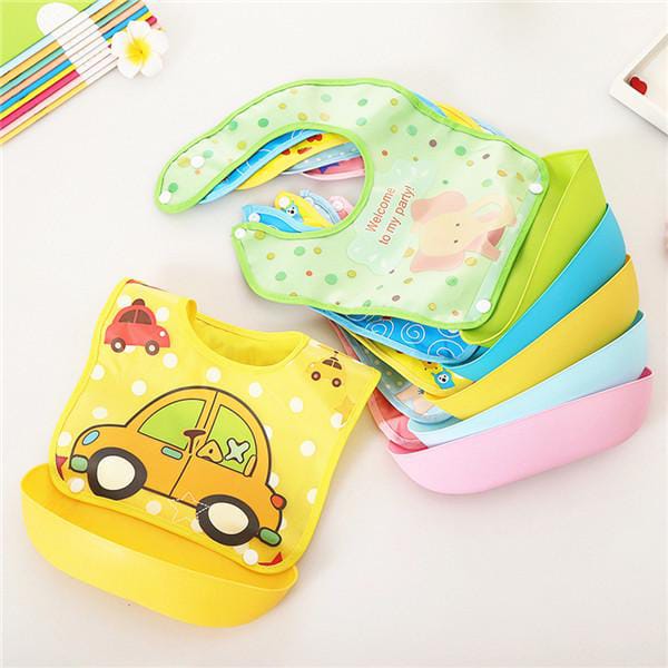 1pcs Plastic Dining Feeding Bip/ Bib/ Bibs with Food Catcher for Kids Multicolor Available ( Random Colour ) (EDP-2169)