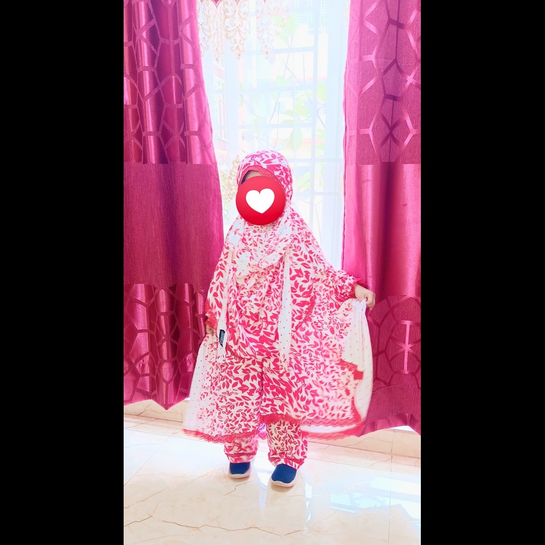 D-Lilen Master Kids Khimar set for 3 or 4